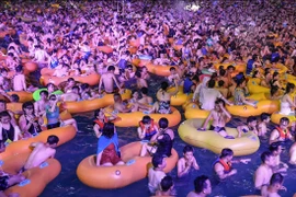 Bữa tiệc âm nhạc sôi động tại Vũ Hán. (Ảnh: AFP/Getty)