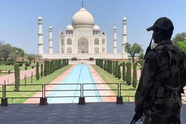 Ấn Độ tiếp tục nới lỏng phong tỏa bất chấp dịch bệnh