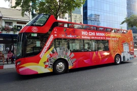 Xe bus du lịch 2 tầng tại TP. HCM