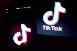 Mạng xã hội TikTok đang rất được giới trẻ ưa chuộng. (Ảnh: Getty)