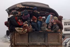 Người dân Syria rời bỏ nhà cửa do xung đột. (Ảnh: Reuters)