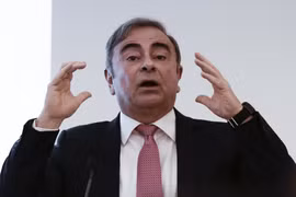 Ông Carlos Ghosn trong buổi họp báo ở Beirut. (Ảnh: AP)