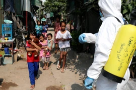 Campuchia có thể sắp ban bố tình trạng khẩn cấp do dịch bệnh COVID-19. (Ảnh: AP)