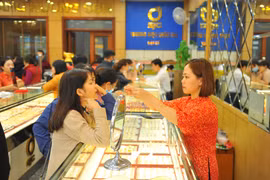 "Phố vàng" Trần Nhân Tông vắng vẻ trong ngày vía Thần Tài do dịch bệnh