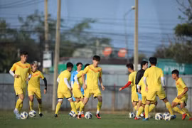 U23 Việt Nam ráo riết chuẩn bị cho trận ra quân. (Ảnh: Hoàng Linh/TTXVN)