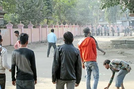 Đụng độ giữa người Madhesi gốc Ấn với lực lượng an ninh Nepal. (Nguồn: thehimalayantimes.com)