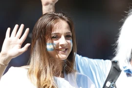 Hình ảnh những bóng hồng xinh đẹp “thiêu cháy” World Cup 2018