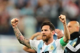 Cầu thủ Lionel Messi của Argentina mừng bàn thắng trong trận đấu với Nigeria ở Saint Petersburg, Nga ngày 26/6. (Ảnh: THX/TTXVN)