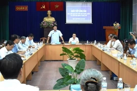 Quang cảnh buổi tiếp công dân khiếu nại dự án Khu đô thị mới Thủ Thiêm. (Ảnh: Trần Xuân Tình/TTXVN)