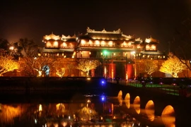 Thừa Thiên-Huế sẽ tập trung nguồn lực đầu tư khai thác các dịch vụ về đêm tại khu vực Đại nội để thu hút du khách đến tham quan. (Ảnh: Quốc Việt/TTXVN)