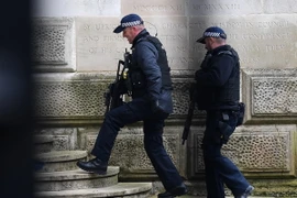 Cảnh sát Anh tuần tra tại thủ đô London ngày 12/4. (Nguồn: EPA-EFE/ TTXVN)