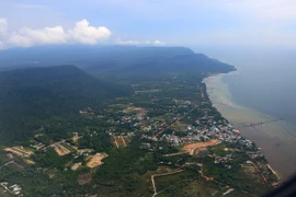 Một góc huyện đảo Phú Quốc. (Ảnh TTXVN)