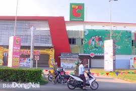 Phong tỏa toàn bộ khu vực Big C Đồng Nai để phòng dịch COVID-19. (Nguồn: Báo Đồng Nai)
