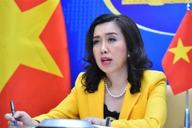 Người Phát ngôn Bộ Ngoại giao Lê Thị Thu Hằng trả lời các câu hỏi của phóng viên trong nước và quốc tế. (Ảnh: TTXVN phát)