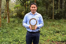 Ông Nguyễn Văn Thái là nhà bảo tồn Việt Nam đầu tiên và người Việt Nam thứ hai nhận giải trong lịch sử hơn 30 năm của Giải thưởng Goldman Environmental Prize. (Nguồn: Save Vietnam’s Wildlife)