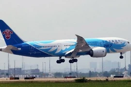 Boeing 787 Dreamliner tại sân bay Quảng Châu. (Nguồn: AFP)