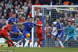 Coutinho lần thứ 2 làm tung lưới Chelsea. (Nguồn: AFP/Getty Images)