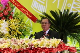 Bí thư Tỉnh ủy Bình Dương khóa X Trần Văn Nam phát biểu bế mạc Đại hội. (Ảnh: Quách Lắm​/TTXVN)