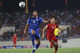 Thái Lan (áo xanh) giành chiến thắng xứng đáng. (Ảnh: Minh Chiến/Vietnam+)