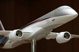Mô hình máy bay MRJ. (Nguồn: Internet)