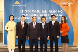Thủ tướng Nguyễn Xuân Phúc với các đại biểu. (Ảnh: Thống Nhất/TTXVN)