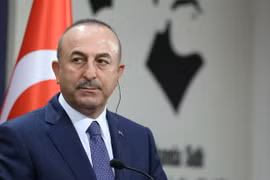 Ngoại trưởng Thổ Nhĩ Kỳ Mevlut Cavusoglu tại cuộc họp báo ở Ankara. (Nguồn: AFP/TTXVN)