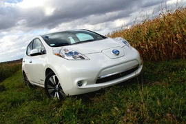Nissan vẫn hy vọng tăng gấp đôi doanh số mẫu Leaf 2014