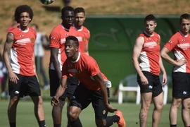 Bỉ ưu tiên lối chơi phòng ngự phản công khi gặp Algeria