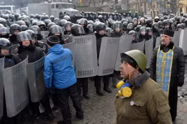 Thủ tướng Ukraine cảnh báo nghiêm trị hành động khủng bố 
