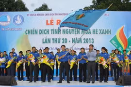 Thanh niên TP. Hồ Chí Minh ra quân tình nguyện Xuân 2014