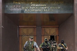 Phe ly khai ở Ukraine nhất trí tiếp tục hòa đàm với chính phủ