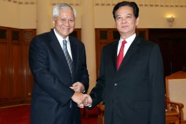 Thủ tướng: ASEAN cần phải ngăn Trung Quốc vi phạm luật pháp quốc tế