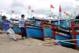 Bão Maysak tiếp tục di chuyển đến phía Đông Bắc Biển Đông