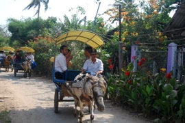 Không thể đánh mất bản sắc địa phương vì phát triển du lịch