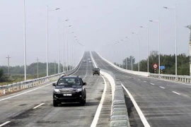 Đoạn Vành đai II đến QL 51 đường cao tốc Thành phố Hồ Chí Minh - Long Thành – Dầu Giây. (Ảnh: Hoàng Hải/TTXVN)