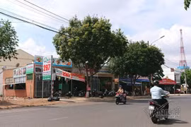 Đắk Lắk: Nhóm đối tượng nổ súng, đánh phụ nữ chảy máu tại quán càphê