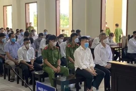 Xét xử cựu giám đốc ngân hàng cùng 14 bị cáo gây thiệt hại 278 tỷ đồng