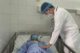 Cần Thơ: Tai nạn lao động hy hữu gây vết thương ở tim phức tạp
