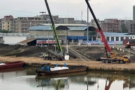 Cửa khẩu Ka Long thông quan trở lại sau hơn 3 năm tạm dừng do dịch