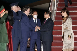 Hình ảnh Thủ tướng Phạm Minh Chính đến thủ đô Washington