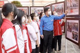 Trưng bày tư liệu về Hoàng Sa, Trường Sa tại tỉnh Bắc Giang