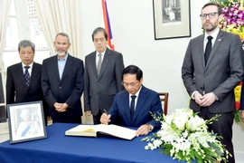 Nữ Hoàng Anh Elizabeth II tại lâu đài Windsor. (Ảnh: AFP/TTXVN)