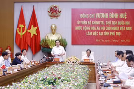 Chủ tịch Quốc hội làm việc với Ban Thường vụ Tỉnh ủy Phú Thọ