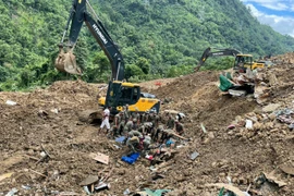 Ấn Độ nỗ lực tìm kiếm các nạn nhân vụ lở đất ở bang Manipur