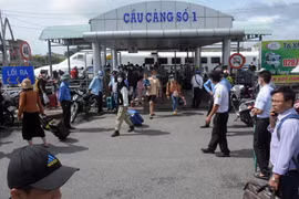 Kiên Giang: Tạm ngưng hoạt động các tuyến tàu, phà ra đảo do thời tiết