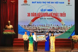 Không ngừng đổi mới về chăm sóc, giáo dục và bảo vệ trẻ em 