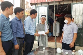 Thăm hỏi gia đình nạn nhân vụ tai nạn nghiêm trọng tại Bắc Giang