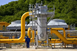 EU sẽ chi 195 tỷ euro để thoát phụ thuộc vào năng lượng của Nga