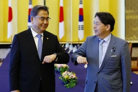 Nhật Bản, Hàn Quốc nhất trí cải thiện quan hệ song phương