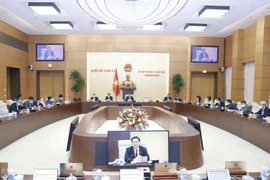 UBTVQH: Chất vấn lĩnh vực công thương, tài nguyên và môi trường